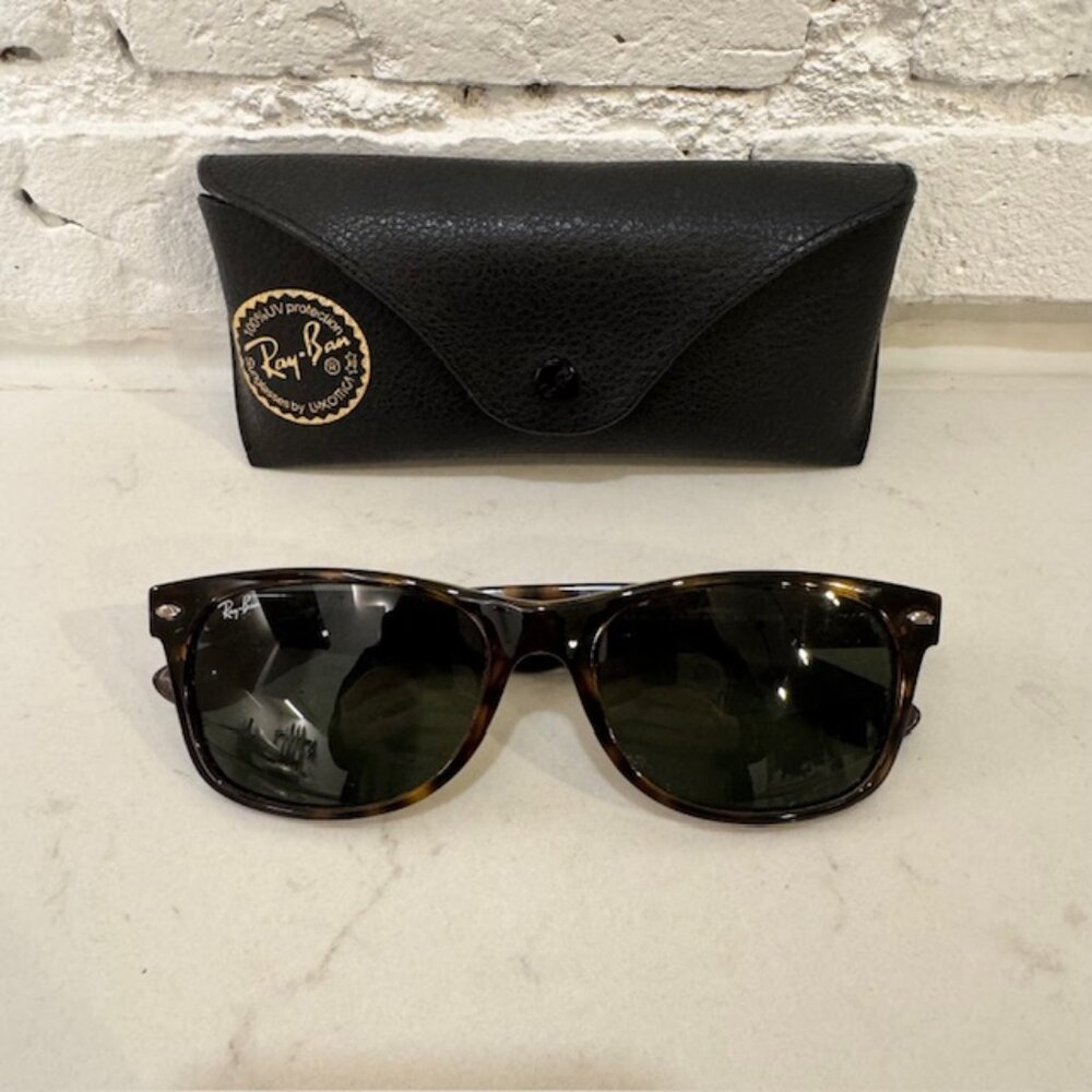Ray-Ban New Wayfarer Classic sunglasses